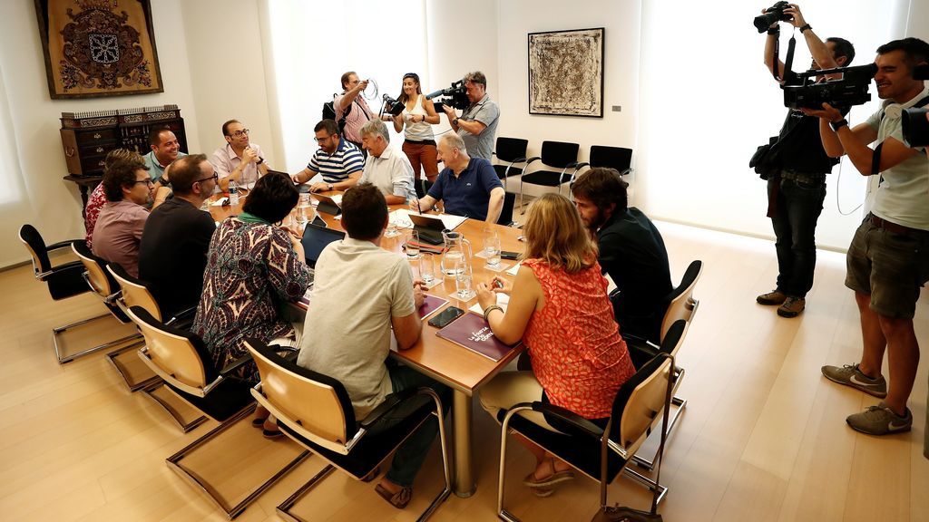 Los socialistas navarros anuncian un preacuerdo para presidir Navarra a la espera de lo que decida Bildu Los socialistas navarros anuncian un preacuerdo para presidir Navarra a la espera de lo que decida Bildu