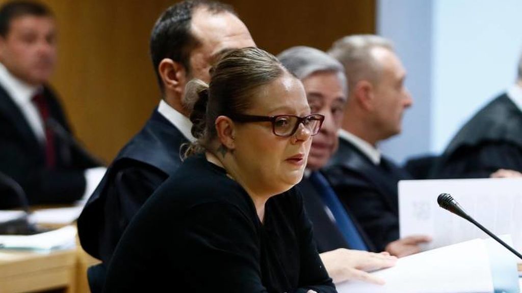 Condena de 20 años para la auxiliar de enfermería que asesinó en Alcalá de Henares a una anciana Condena de 20 años para la auxiliar de enfermería que asesinó en Alcalá de Henares a una anciana