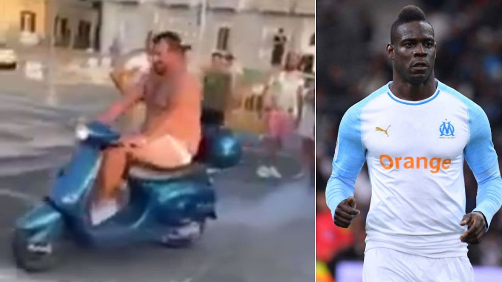 La última de Mario Balotelli: Desafía al dueño de un bar a tirarse desnudo en scooter al río a cambio de 2000 euros La última de Mario Balotelli: Desafía al dueño de un bar a tirarse desnudo en scooter al río a cambio de 2000 euros