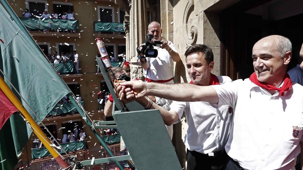 El chupinazo abre los Sanfermines