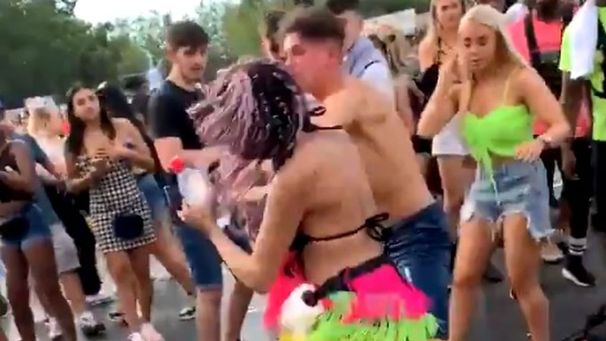 Brutal pelea entre jóvenes en el festival Wireless de Londres