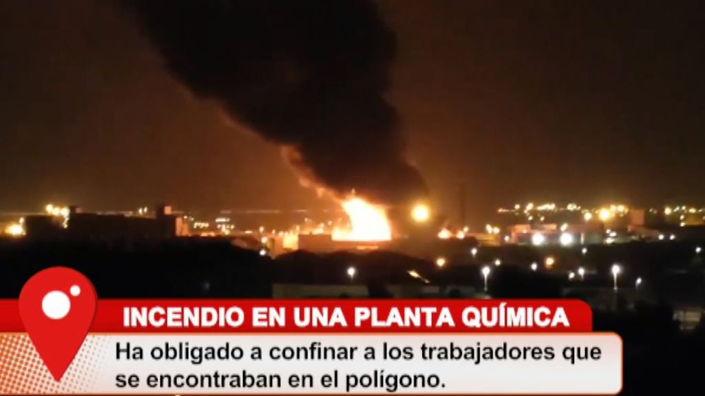 Controlado el incendio en una planta química en Tarragona