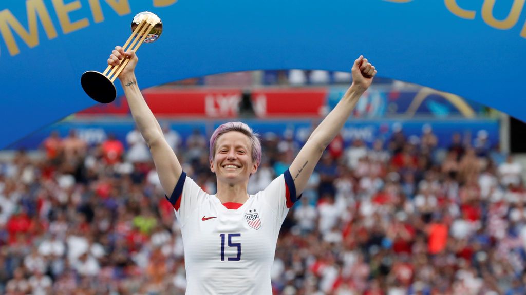 MEGAN RAPINOE CELBRANDO VICTORIA MUNDIAL FUTBOL FEMENINO