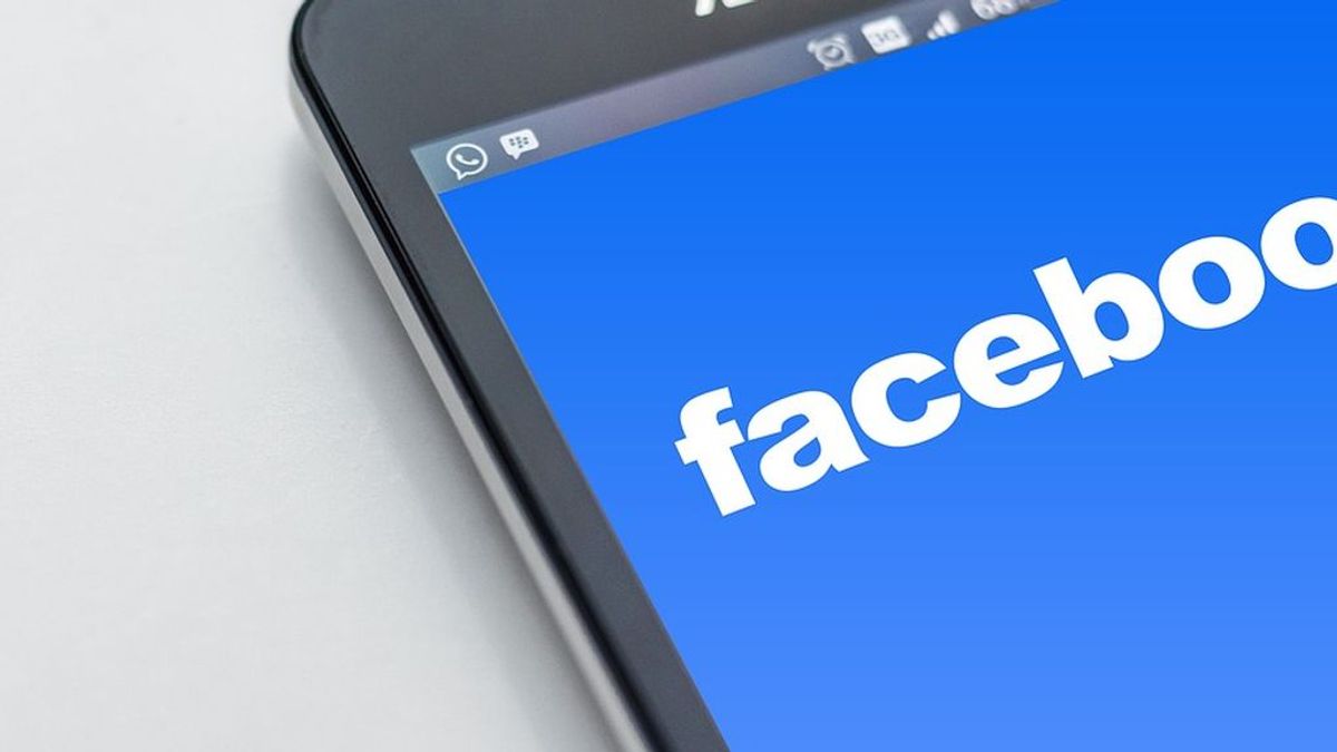 Facebook usó desde 2016 una herramienta para detectar bulos sobre sí mismo y WhatsApp