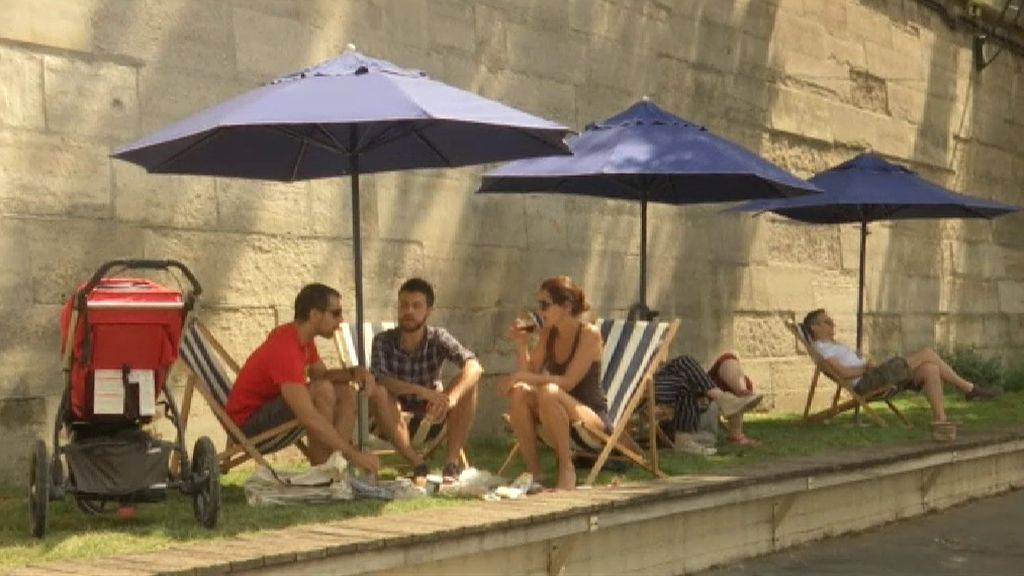 París ya disfruta de sus propias 'playas'