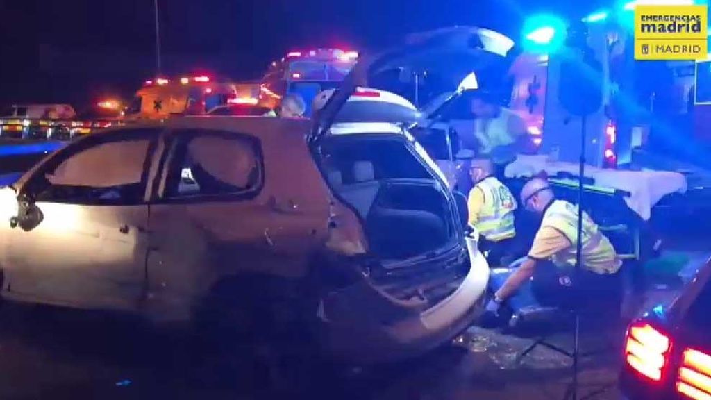 Cinco heridos, dos de gravedad, en un accidente de coche en Madrid