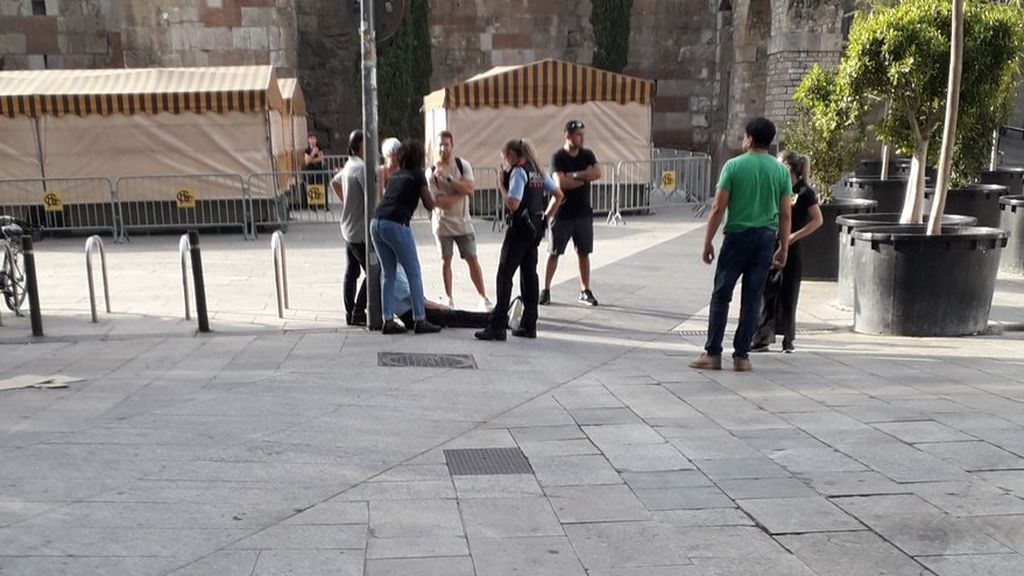 Helpers, la plataforma de colaboración ciudadana creada para denunciar los robos en Barcelona Helpers, la plataforma de colaboración ciudadana creada para denunciar los robos en Barcelona