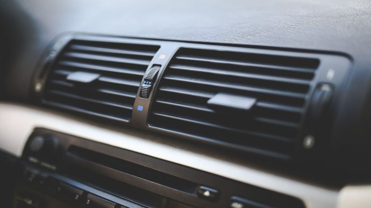 ¿Cómo se consigue una buena climatización del vehículo en verano?
