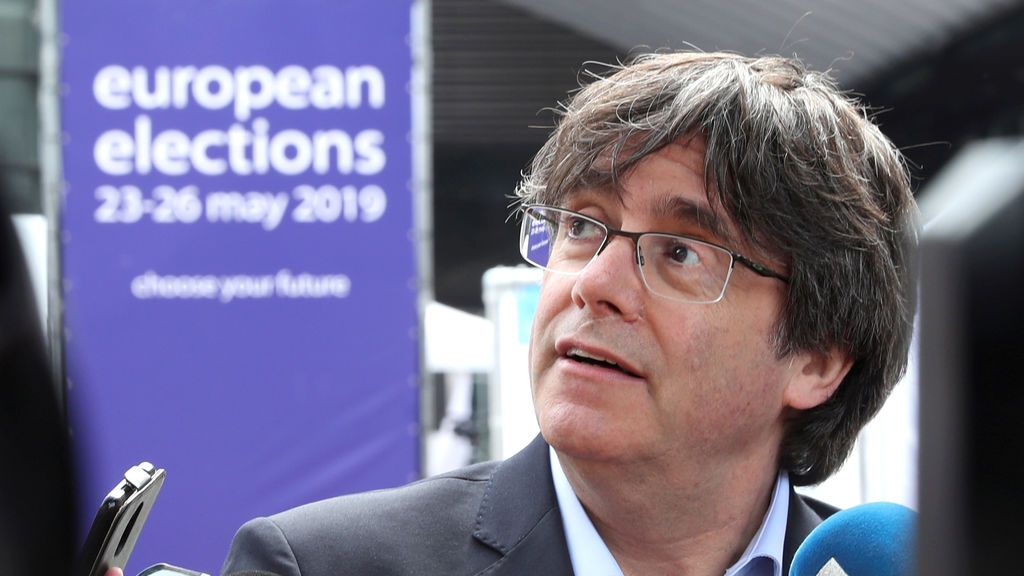 El Supremo multa a Puigdemont con 3.000 euros por fraude procesal El Supremo multa a Puigdemont con 3.000 euros por fraude procesal
