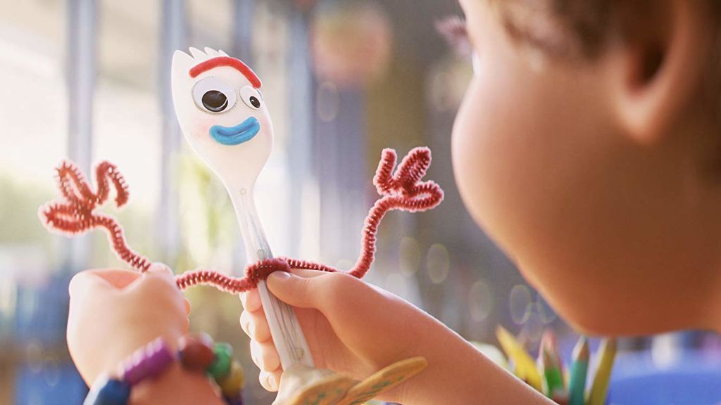 Disney retira los peluches de Forky de Toy Story 4 por ser peligroso para los niños Disney retira los peluches de Forky de Toy Story 4 por ser peligroso para los niños