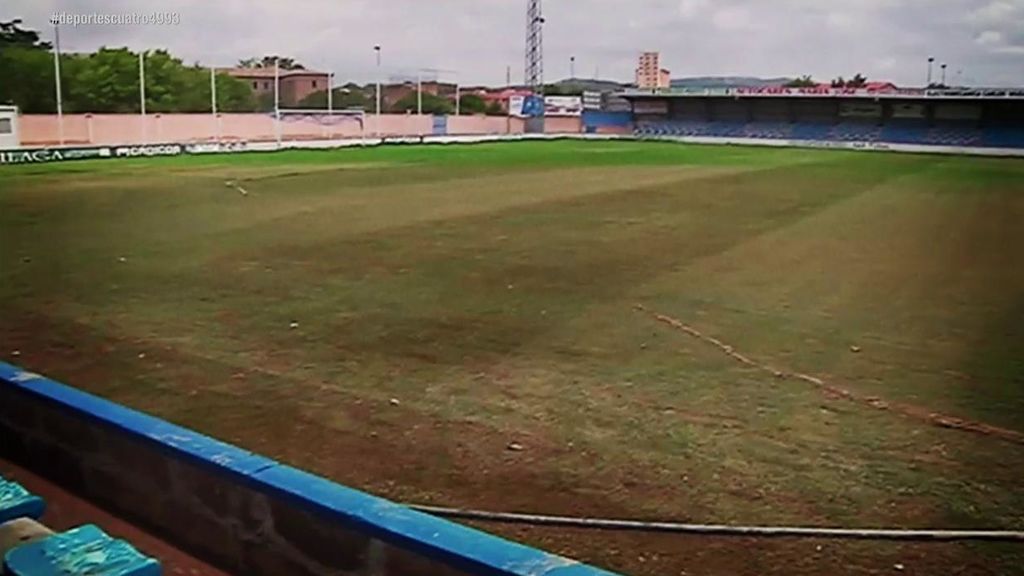 La catástrofe roza a la Peña Sport FC: Su estadio aguanta a pesar de ser inundando por las lluvias torrenciales en Navarra