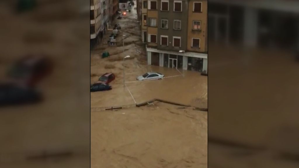 El alcalde de Tafalla: "La naturaleza ha disparado el agua a cañonazos" El alcalde de Tafalla: "La naturaleza ha disparado el agua a cañonazos"