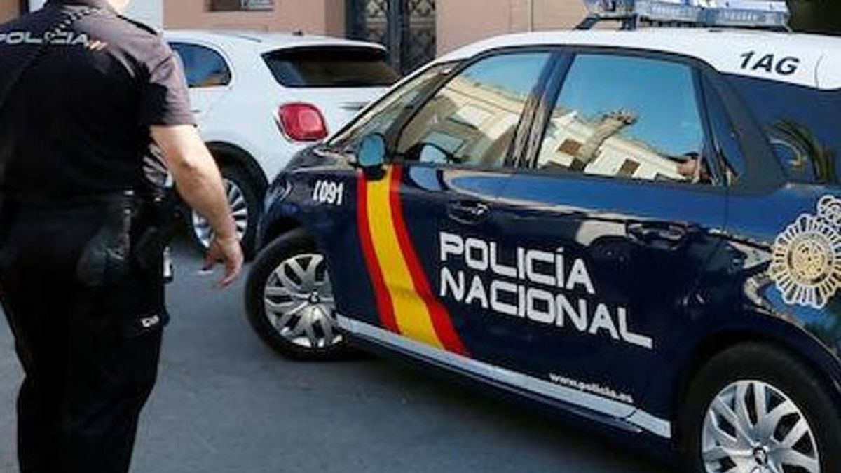 Detenida una mujer en Gran Canaria por abandonar de noche a su tres hijos menores en casa