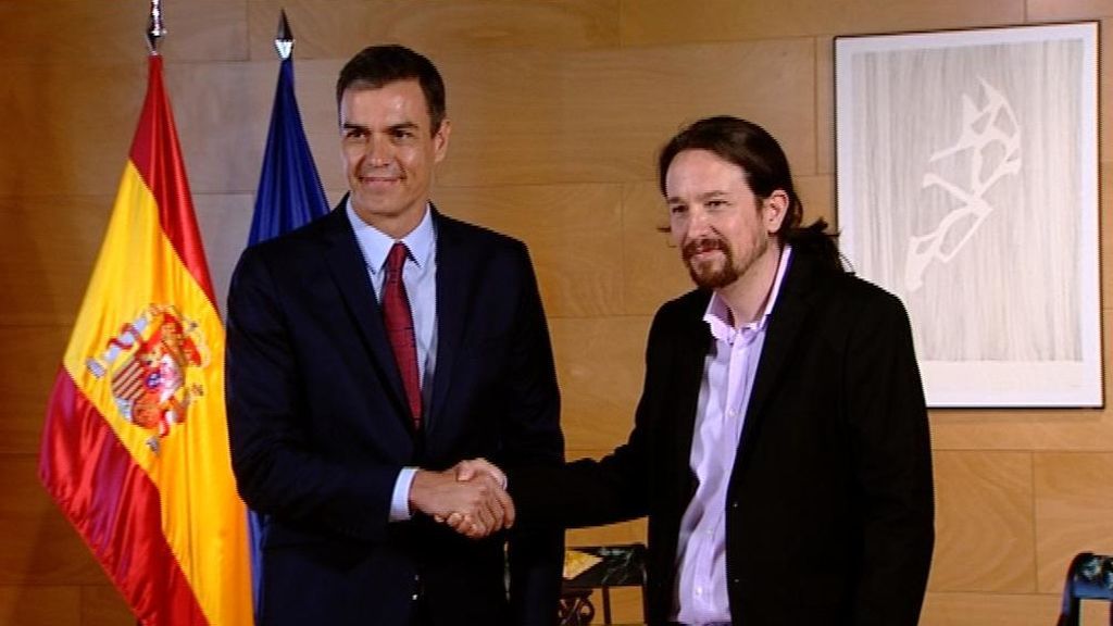 Pedro Sánchez y Pablo Iglesias en el Congreso Pedro Sánchez y Pablo Iglesias en el Congreso