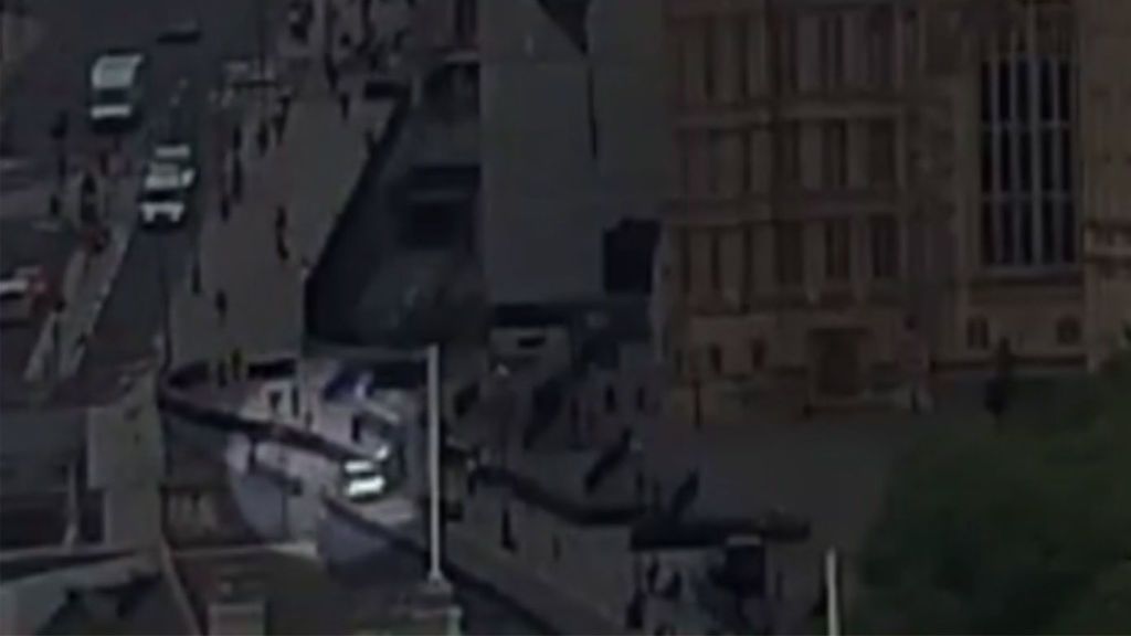 La Policía británica difunde la detención del hombre que atropelló a dos ciclistas en la abadía de Westminster