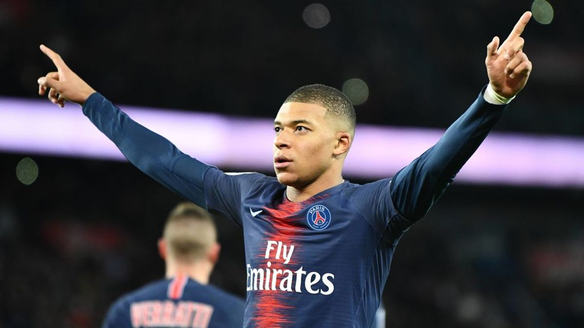 Leonardo, el director deportivo del PSG, no asegura la renovación de Mbappé: "No quiero hacer una promesa en el aire" Leonardo, el director deportivo del PSG, no asegura la renovación de Mbappé: "No quiero hacer una promesa en el aire"
