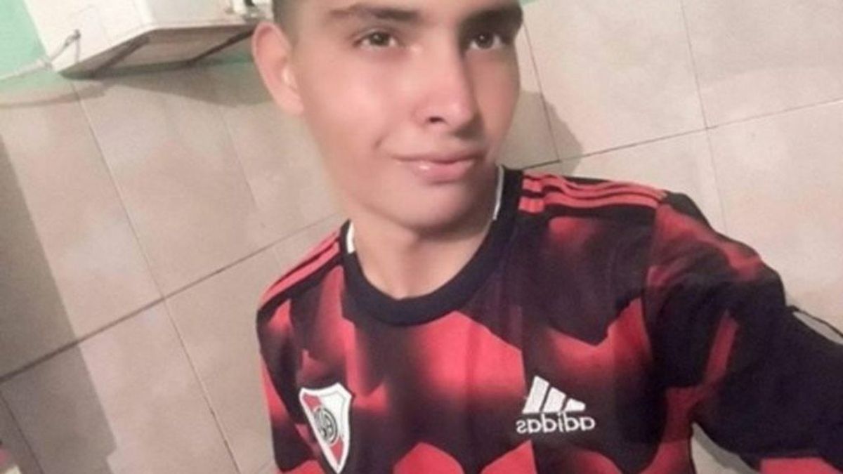 Luto en Argentina: Un portero de 17 años fallece tras detener un penalti con el pecho Luto en Argentina: Un portero de 17 años fallece tras detener un penalti con el pecho