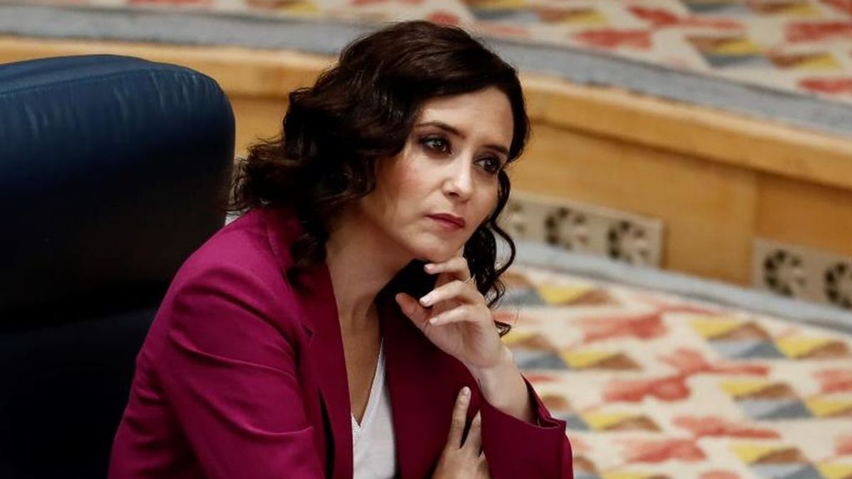 Díaz Ayuso: "Madrid Central ha matado al Rastro y ha aumentado la delincuencia" Díaz Ayuso: "Madrid Central ha matado al Rastro y ha aumentado la delincuencia"