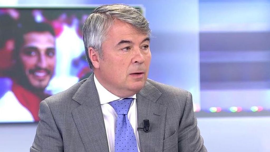 El abogado de La Manada, vetado en la Universidad de Cádiz tras un correo del ministro Guirao El abogado de La Manada, vetado en la Universidad de Cádiz tras un correo del ministro Guirao