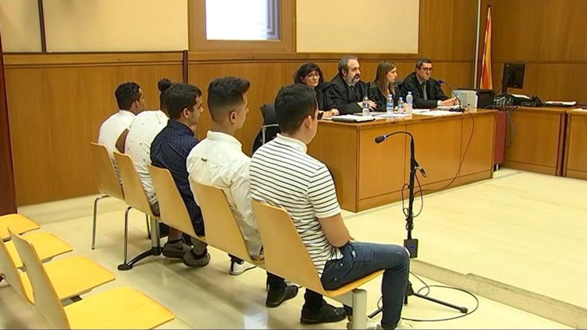 La psicóloga de la víctima de la manda de Manresa relata como ha sido volver a vivir "aquella noche" La psicóloga de la víctima de la manda de Manresa relata como ha sido volver a vivir "aquella noche"