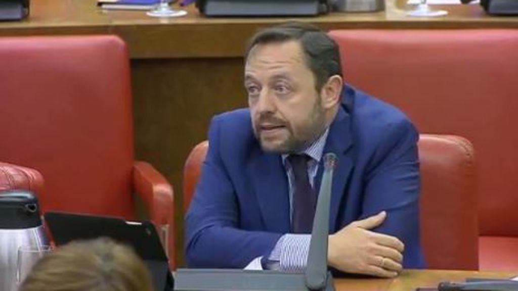 Otra posible baja en Cs: el diputado Francisco de la Torre prevé abandonar el partido Otra posible baja en Cs: el diputado Francisco de la Torre prevé abandonar el partido