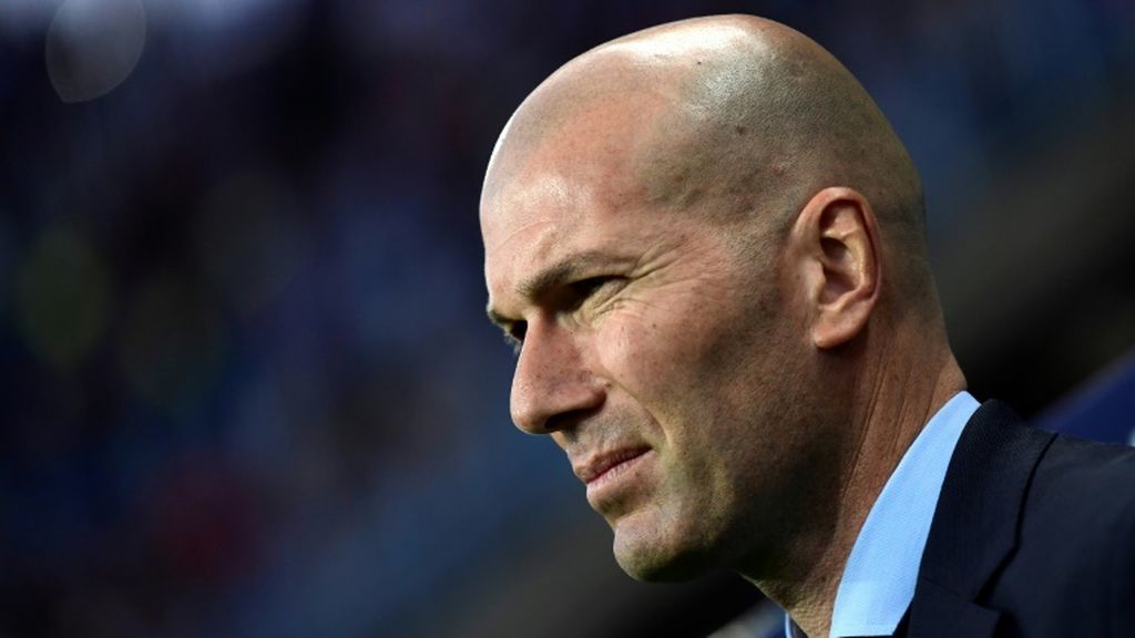 El Real Madrid comunica la muerte del hermano de Zidane