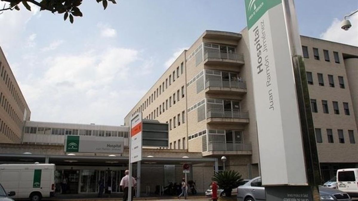 Condenada a cuatro meses de prisión por amenazar a una médico en el Hospital Juan Ramón Jiménez de Huelva