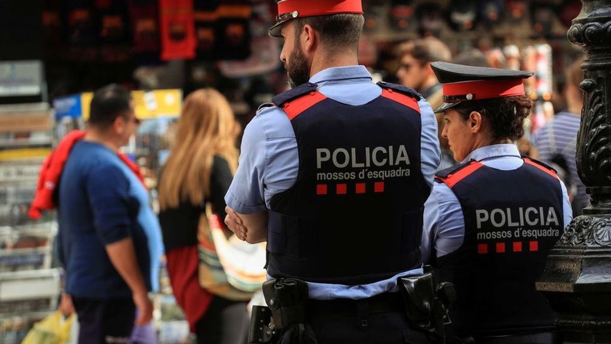 Desarticulan una banda en Barcelona que robaba a turistas en el Aeropuerto
