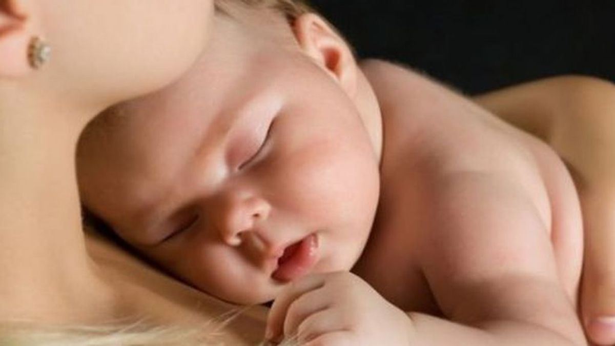 Falsos mitos sobre el 'entrenamiento del sueño' para ayudar a los bebés a dormir