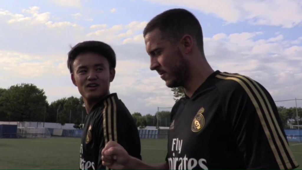 La broma de Hazard con Kubo: “Si ve mis videos, por supuesto es bueno”