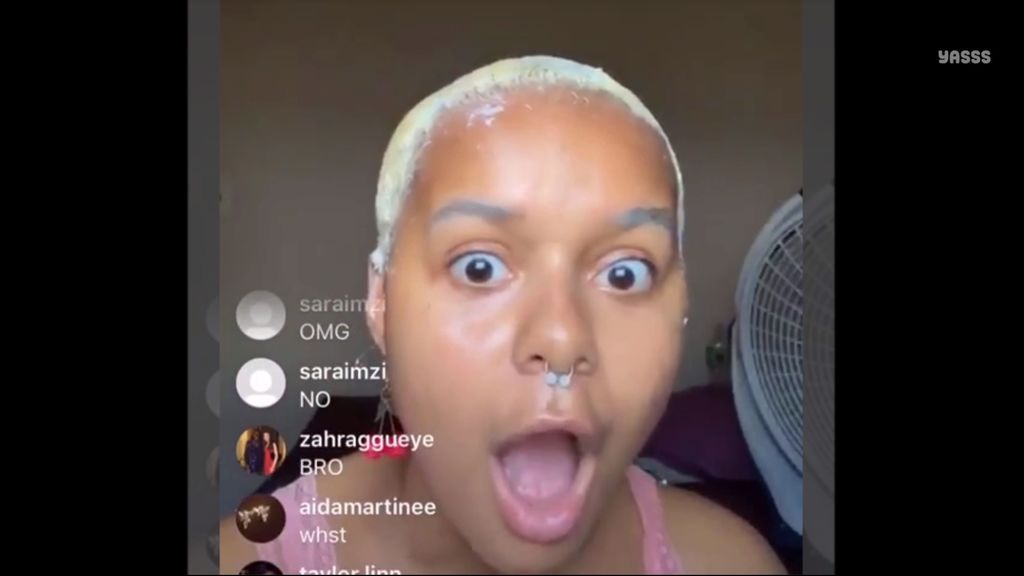 La influencer Lori Faith nos enseña por qué no hay que jugar a las peluqueras en casa