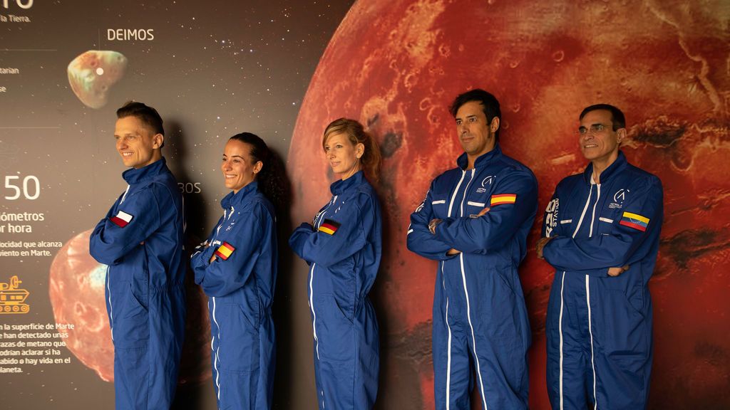 Miembros del proyecto de Astroland en Cantabria