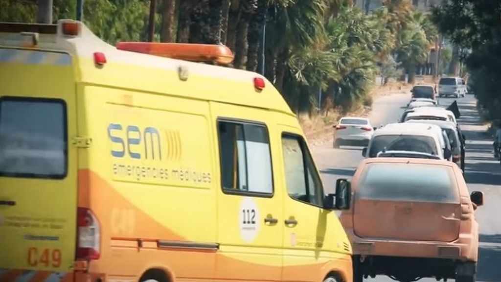 Una ambulancia de la Generalitat termina en un desfile yihadista en Siria Una ambulancia de la Generalitat termina en un desfile yihadista en Siria