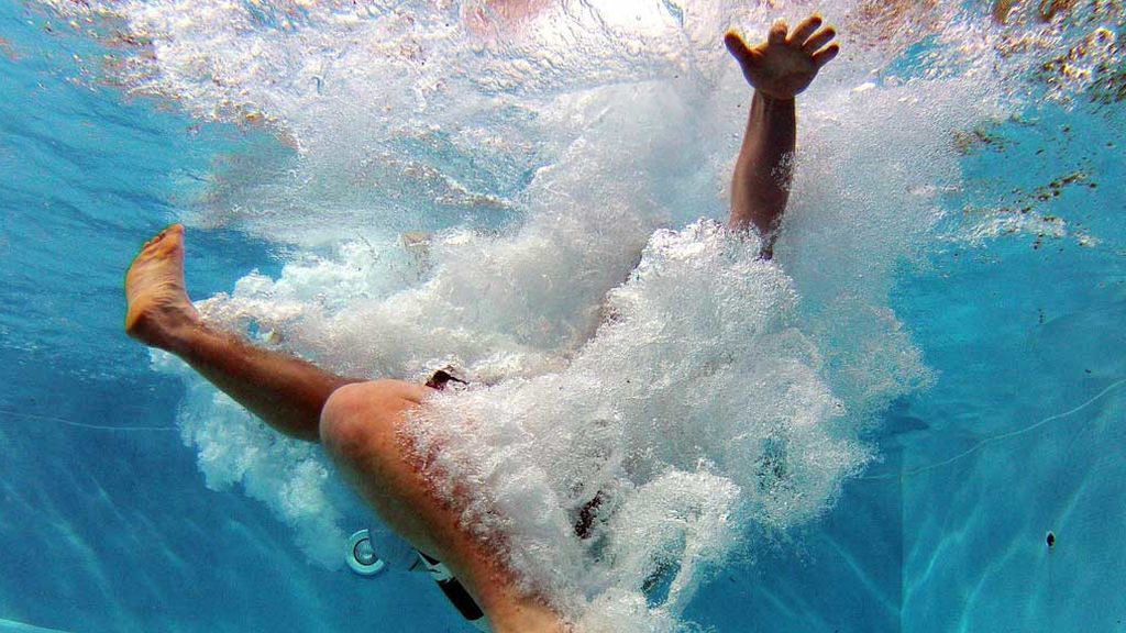 CHAPUZONPISCINA