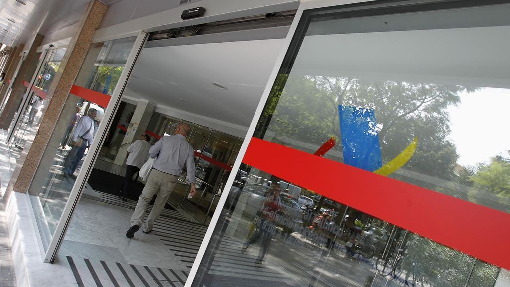 Hacienda investiga un presunto fraude por financiación de fichajes y clubes de fútbol Hacienda investiga un presunto fraude por financiación de fichajes y clubes de fútbol