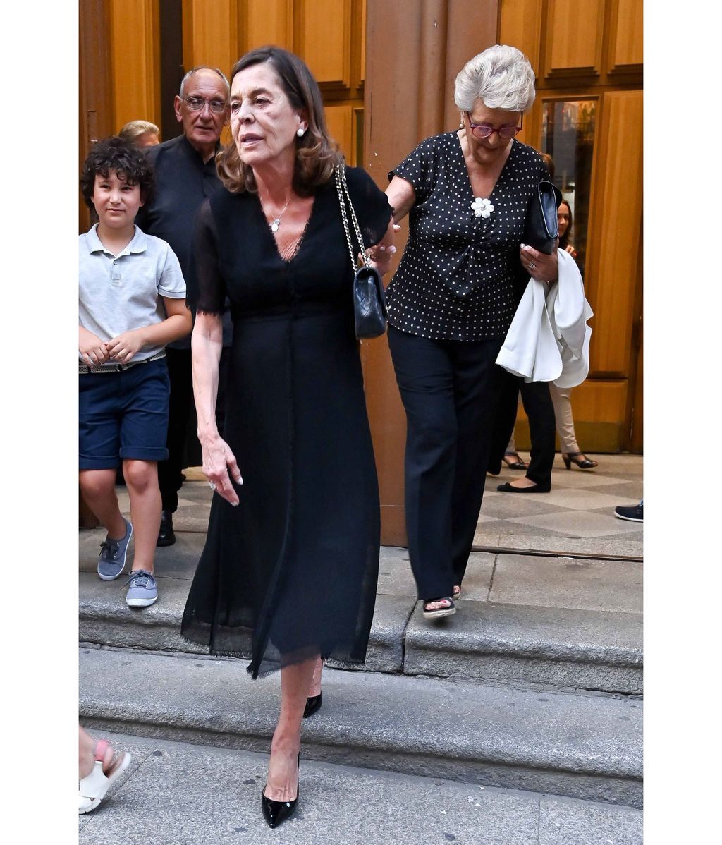Mariló Montero, Belinda Washington y Carmen Lomana, en el último adiós a Arturo Fernández