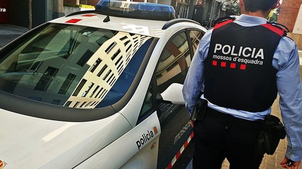 Un herido leve al rebotarle una bala durante un tiroteo en el barrio Rocafonda de Mataró, Barcelona Un herido leve al rebotarle una bala durante un tiroteo en el barrio Rocafonda de Mataró, Barcelona