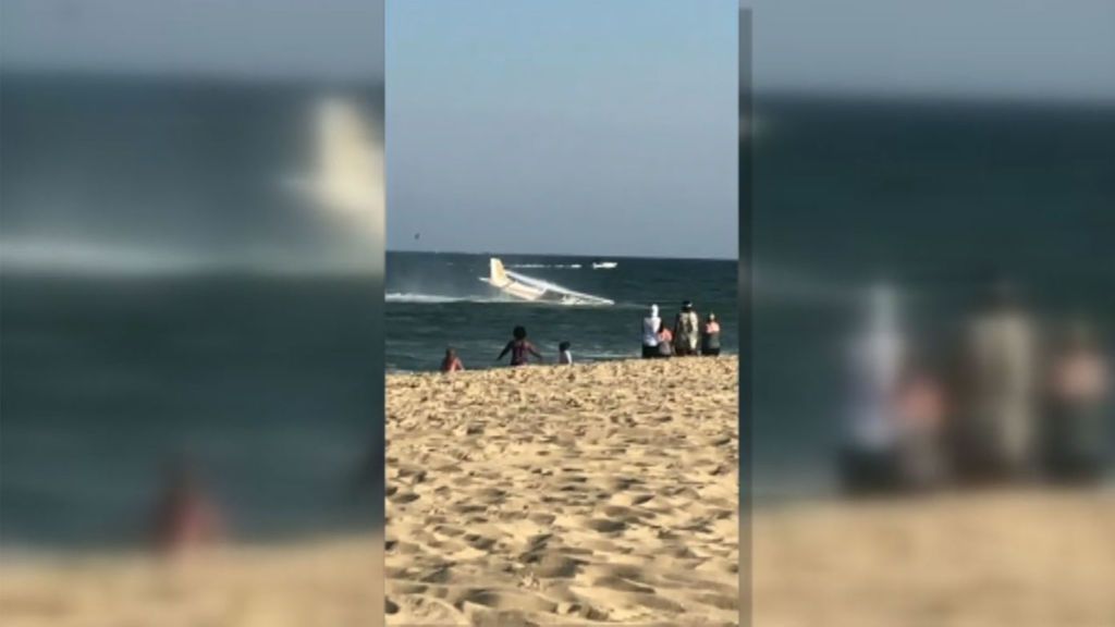 Un piloto consigue salvar su vida tras realizar un aterrizaje de emergencia en la playa de Meryland