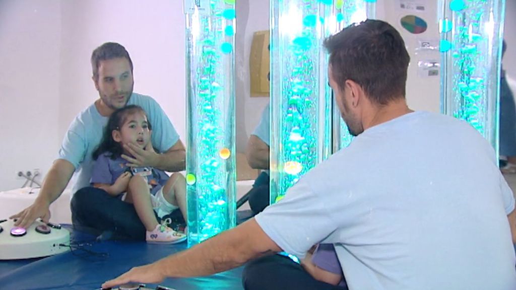 Un grupo de padres cooperan para conseguir la primera sala multisensorial en un hospital público