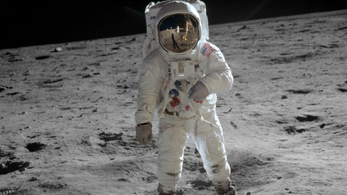 Las rocas lunares traídas por el Apolo 11 aún guardan secretos de nuestro pasado geológico