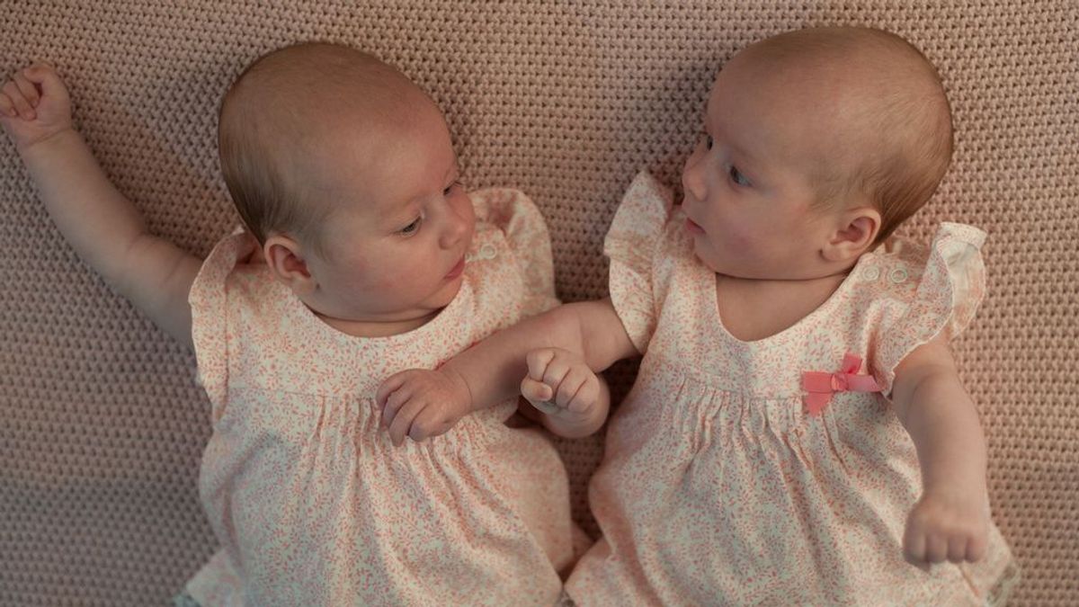 Un estudio confirma que la cesárea en un parto de gemelos aumenta el riesgo de problemas de desarrollo psicológico