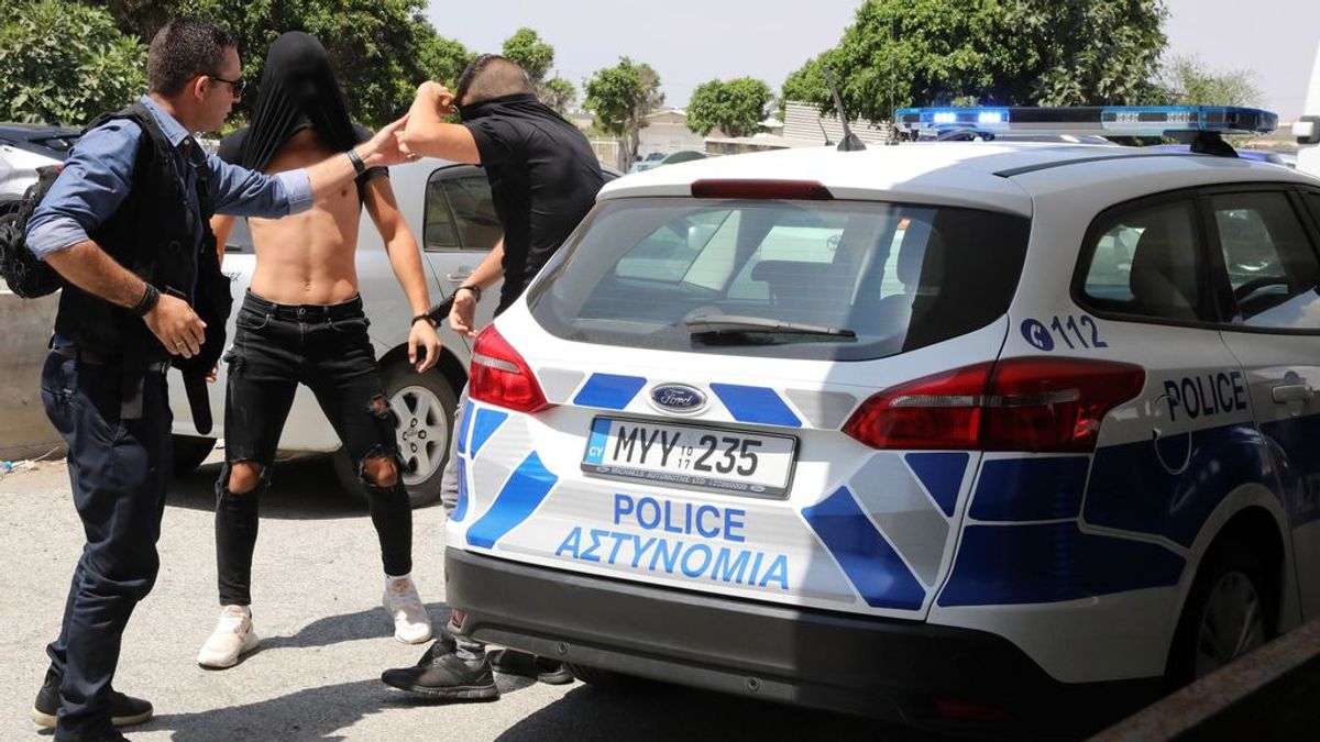 Doce jóvenes israelíes acusados de violar a una joven británica de 19 años en Chipre