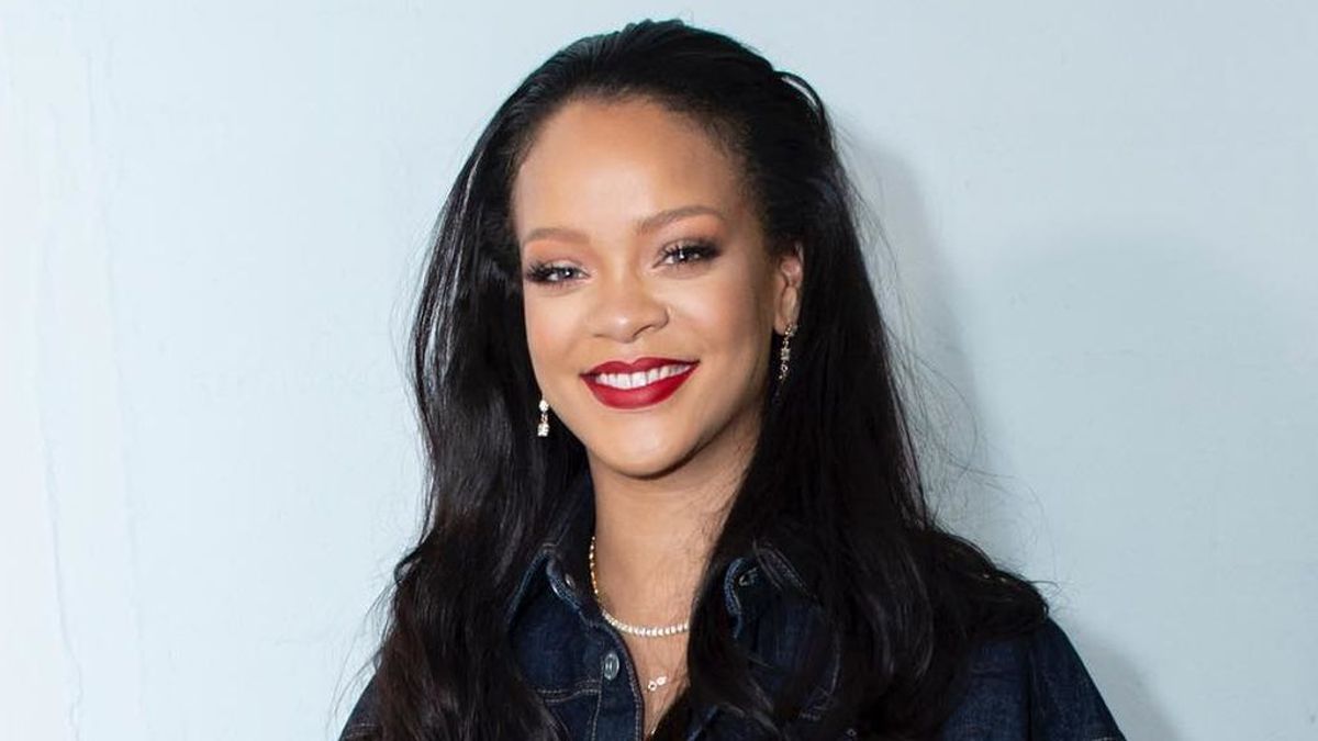 Rihanna flipa al descubrir que una niña es su clon: "Casi se me cae el móvil al verla"