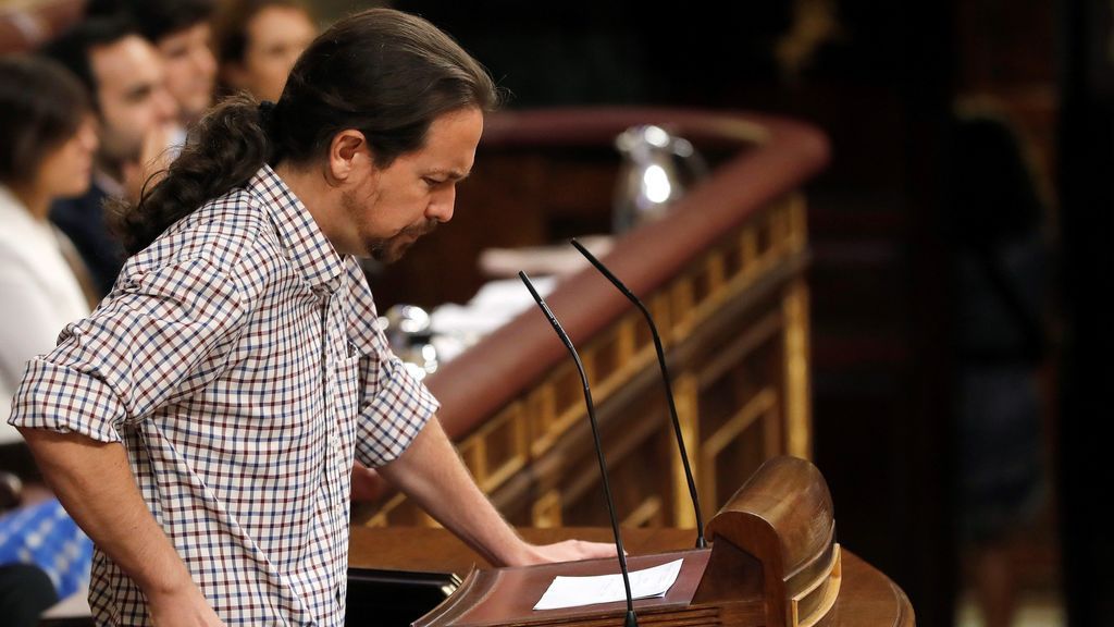Iglesias sorprende y pide a Sánchez las competencias de políticas activas de Empelo para cerrar el pacto