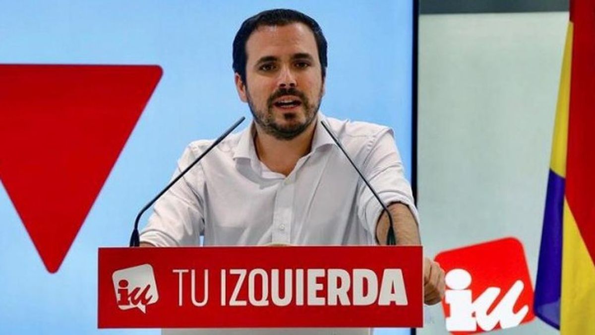 Izquierda Unida se distancia de Podemos: aceptaría un gobierno con el PSOE sin coalición Izquierda Unida se distancia de Podemos: aceptaría un gobierno con el PSOE sin coalición