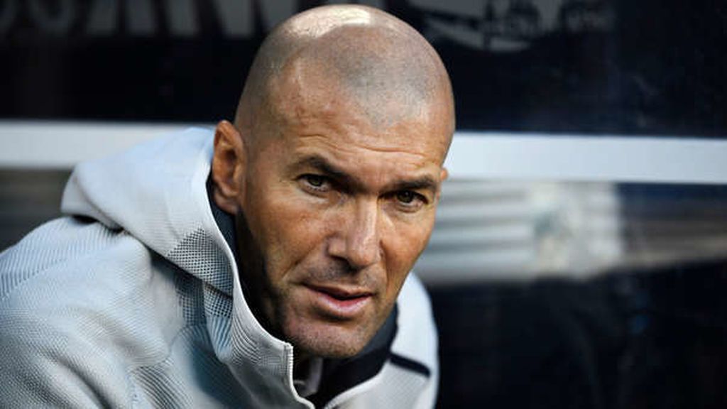 Zidane explota contra sus jugadores tras la derrota ante el Atlético: "Esto no puede pasar"