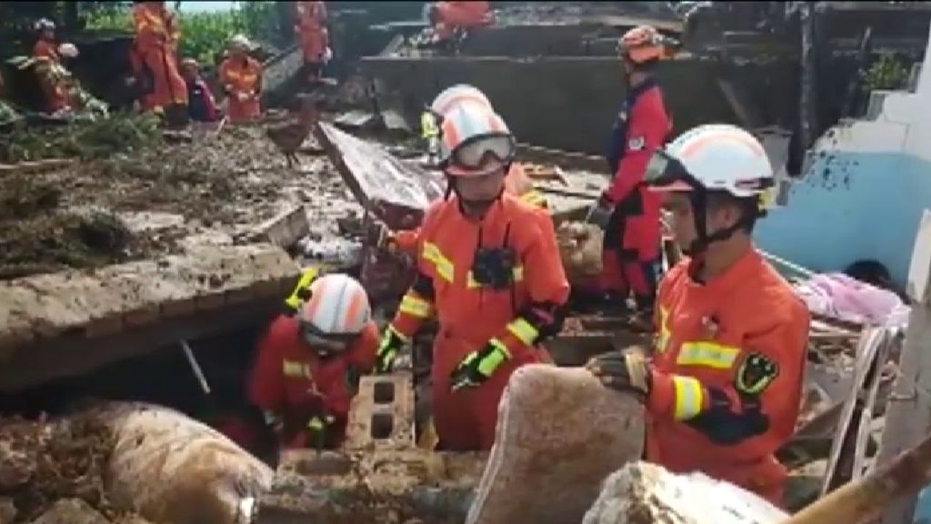 Se eleva a 33 el número de muertos tras el corrimiento de tierra en Guizhou