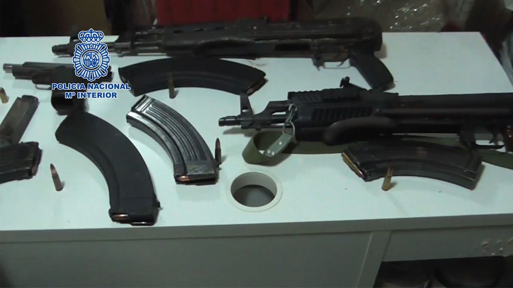 La Policía detiene a siete personas tras intervenir más de dos toneladas de hachís y armas de guerra
