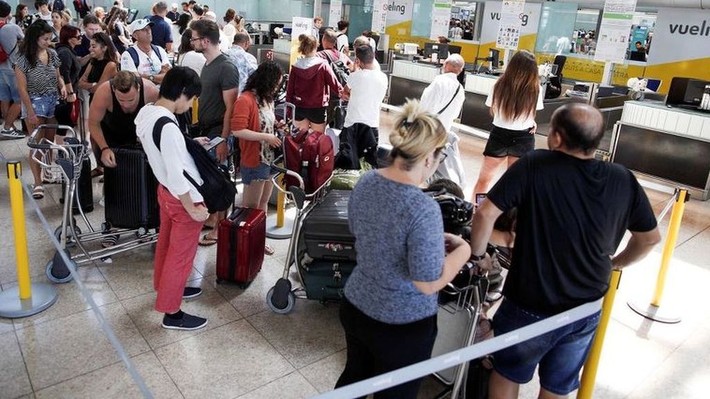 El aeropuerto de El Prat recupera la normalidad tras la huelga de los trabajadores de Iberia en Barcelona