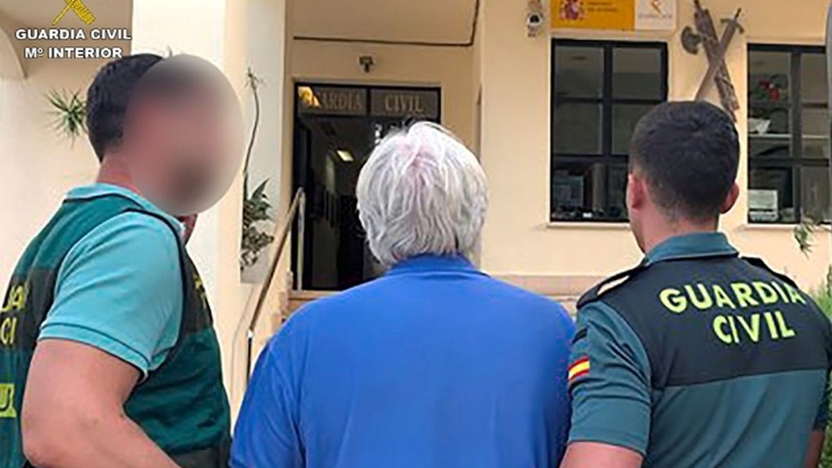 La Guardia Civil detiene en Alicante al principal artífice de la mayor estafa alimentaria de Europa La Guardia Civil detiene en Alicante al principal artífice de la mayor estafa alimentaria de Europa